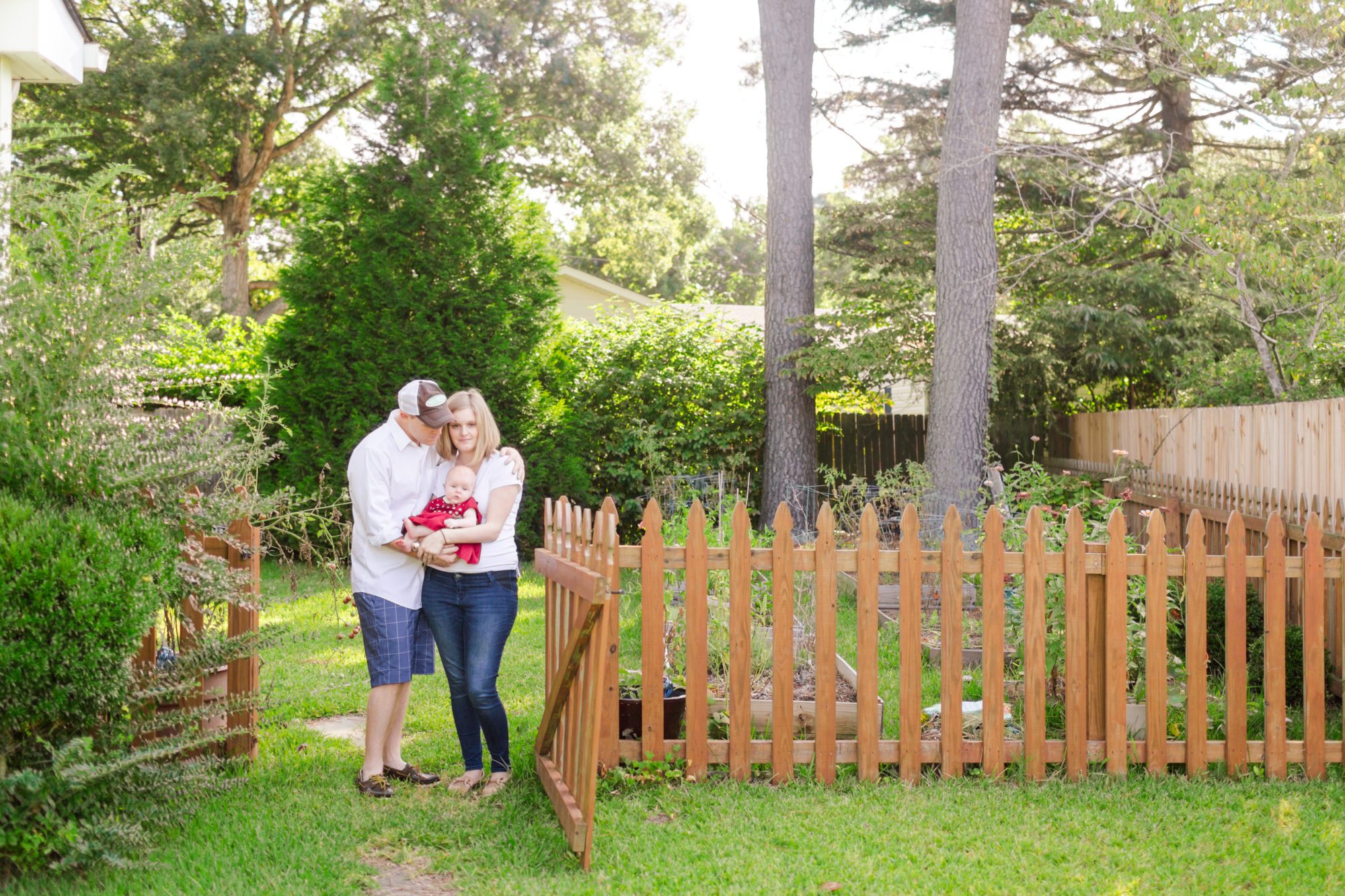Red and White Summer Session, Diana Gordon Photography, photo