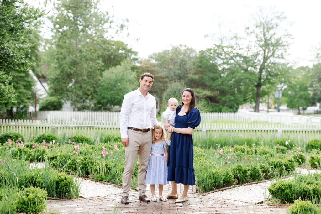 Colonial Williamsburg Spring Family Sessions, Diana Gordon Photography, photo