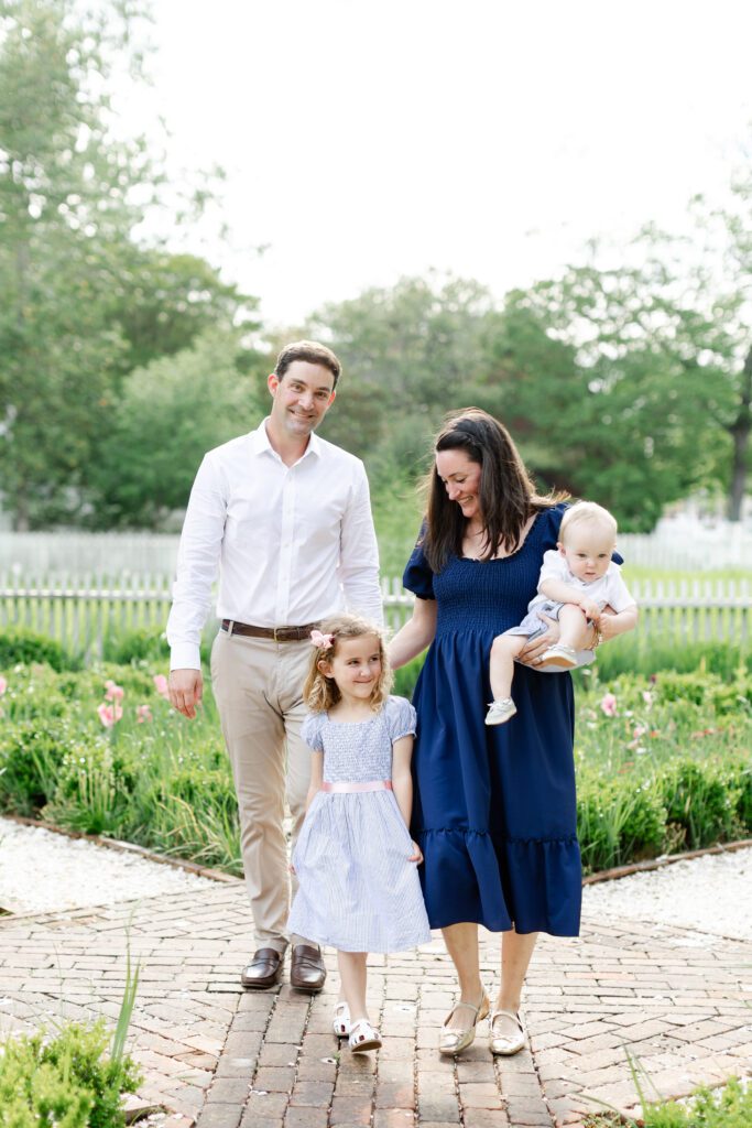 Colonial Williamsburg Spring Family Sessions, Diana Gordon Photography, photo